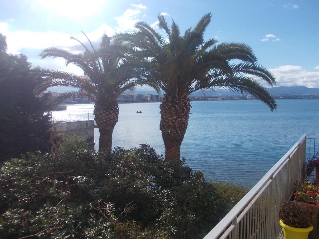 Hotel Theoxenia Λουτράκι Εξωτερικό φωτογραφία