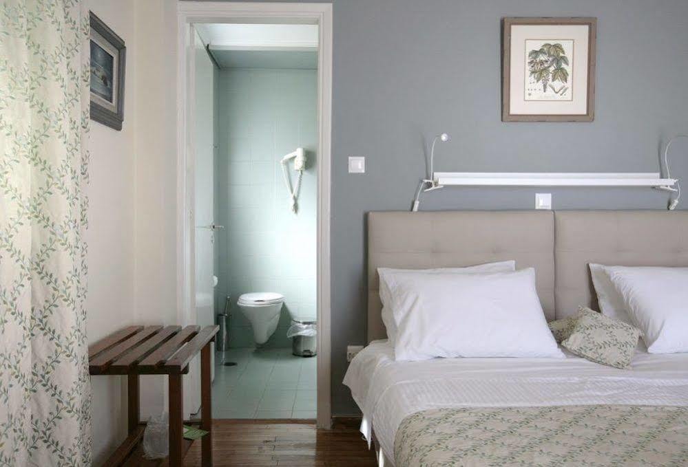 Hotel Theoxenia Λουτράκι Εξωτερικό φωτογραφία