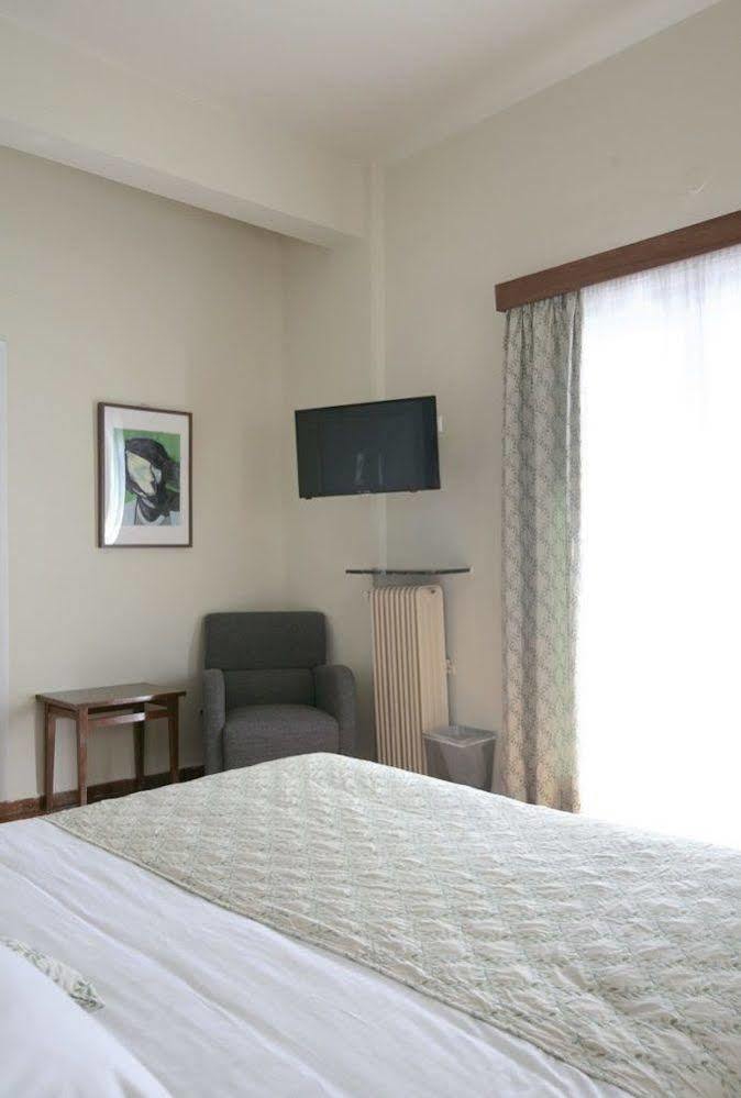 Hotel Theoxenia Λουτράκι Εξωτερικό φωτογραφία
